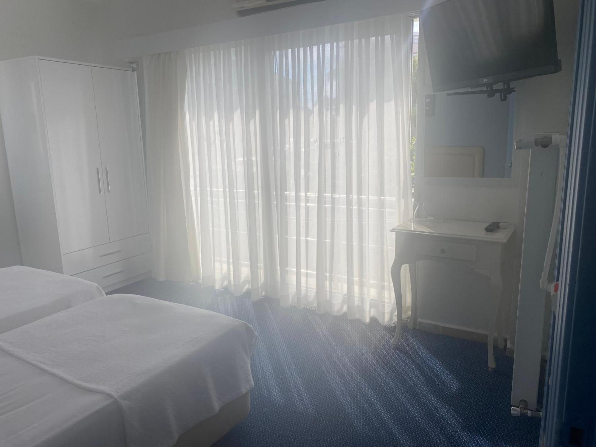 Pasifik Hotel Чешме Екстер'єр фото